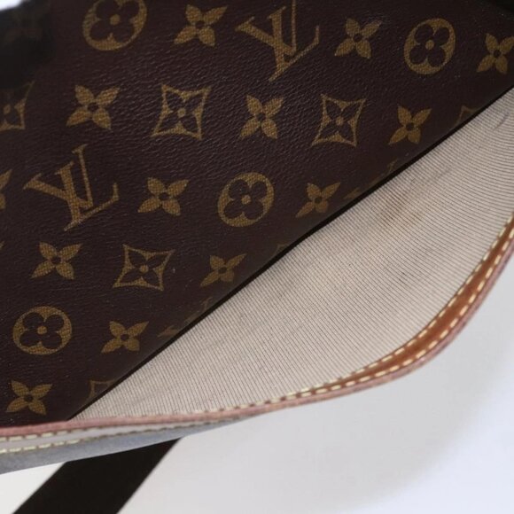 LOUIS VUITTON Monogram Reporter PM Shoulder Bag - Picture 14 of 16